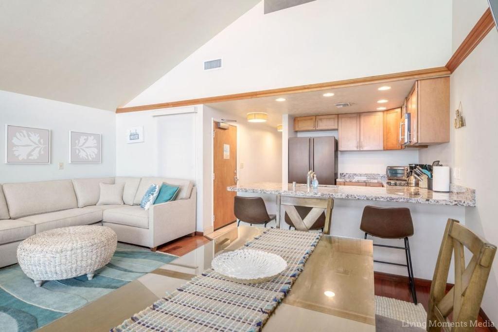 Spacious Beachfront — Sleeps 6 — Ocean Views Kihei Exterior photo